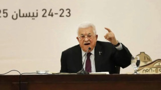 Mahmoud Abbas Tegaskan Hamas Harus Serahkan Senjata ke Otoritas Palestina