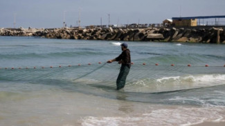 Nelayan Palestina Ditangkap Israel di Tengah Krisis Kelaparan Gaza yang Kian Parah