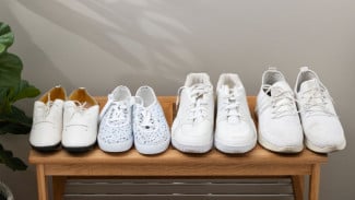 Pakar Kesehatan: Ini Model Sepatu Terbaik untuk Dipakai di Pesawat