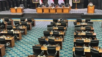 Fraksi Gerindra Usulkan Program Kartu Janda Jakarta untuk Perempuan Rentan Usia 45–60 Tahun