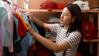 Modal Awal Bisnis Thrift Baju: Mulai Usaha Fashion Murah Tapi Cuan!