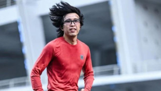 Hobi Banget Lari, Ini Trik Jitu Dokter Tirta Pilih Sepatu Running Andalannya