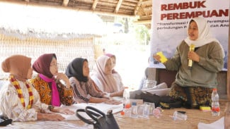 Perempuan Adat di Lombok Utara Bangkit: Menjaga Anak-anak dari Kekerasan dan Perkawinan Anak