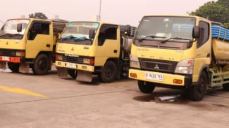 5 Fakta Penangkapan Tiga Truk Pengangkut Tinja Buang Limbah Sembarangan di Jakarta Timur