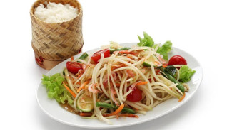 Segar dan Pedas, Ini Resep Som Tam ala Thailand