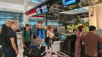 Imigrasi Tangerang Deportasi 4 WN Inggris, Terbukti Langgar Visa On Arrival