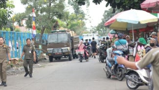 Biang Kemacetan, Pemkot Tangerang Tertibkan PKL Pasar Sipon Selama 10 Hari