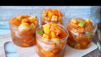 Resep Rujak Mangga Kuweni yang Segar dan Pedas