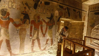 Mesir Buka Kembali Makam Firaun Amenhotep III Setelah Restorasi 20 Tahun
