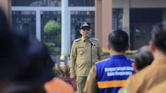 Wali Kota Tangerang Desak ASN Jadi Teladan Budaya Bersih