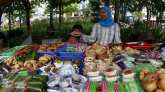 Modal dan Peluang Usaha Jualan Kue Jajanan Pasar yang Menjanjikan di 2025