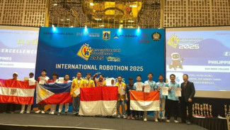 Siswa SMKIC Padarincang Serang Juara Kompetisi Robotik Internasional