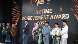 Kemenag Apresiasi Santri dan Kepala Daerah dalam Transformasi Pesantren melalui Pesantren Award 2025