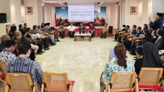 Menag Nasaruddin Umar Bahas Kerukunan dan Ekoteologi Bersama Imam dan Biarawati Indonesia di Italia