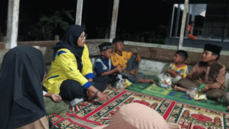 Relawan Ranita UIN Jakarta Gelar Ngaji Bersama Anak-Anak Penyintas Bencana di Aceh Tamiang