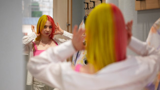 Ganti Warna Rambut Nyaris Tiap Bulan Dampaknya Tak Disangka ke Kesehatan Ginjal