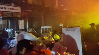 Kebakaran di Pasar Cipadu, Api Diduga Berasal dari Gudang Dekorasi