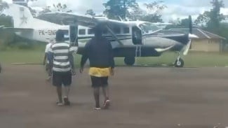 Pilot dan Kopilot Smart Air Tewas Usai Ditembak KKB di Korowai