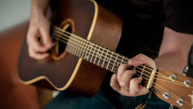 Main Gitar.