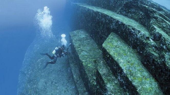 Yonaguni Monument