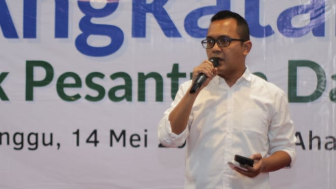Panitia Reuni Alumni Darunnajah Angkatan 23, Fahmi Hasan.