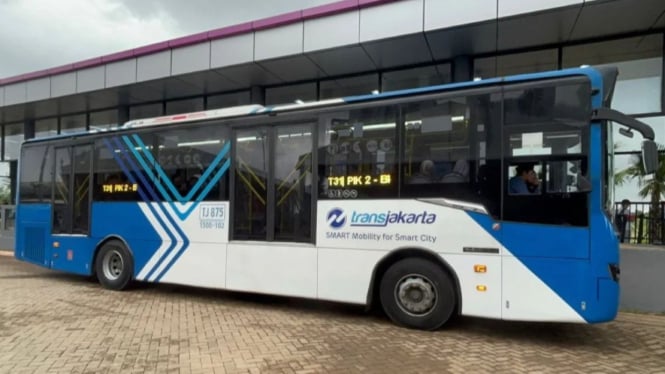 Bus Transjakarta.