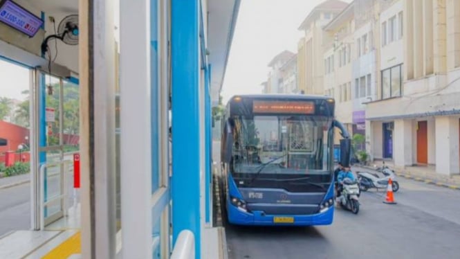 Transjakarta Koridor 13 Resmi Layani Halte CBD Ciledug
