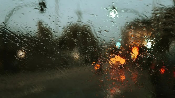 BPBD Kota Tangerang Imbau Warga Waspada Hujan Lebat di Awal Juli 2025