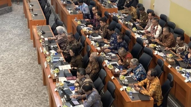 Rapat Kerja Banggar DPR bersama Menteri Keuangan