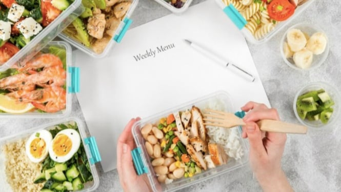 Ilustrasi meal prep (freepik.com)