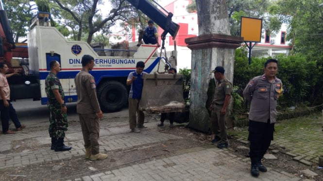 Tindak Tegas Parkir Liar di RSUD Kota Tangerang (tangerangkota.go.id)