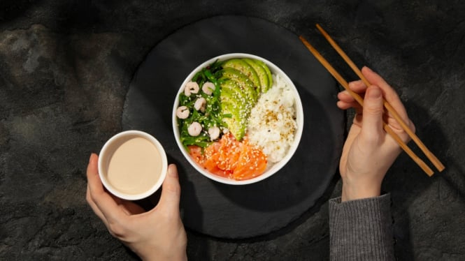 Ilustrasi rice bowl (freepik.com)