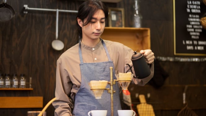 Ilustrasi barista (freepik.com)
