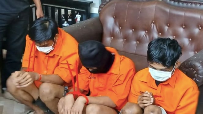 Tiga pelaku pembunuhan berencana di Cisauk (ANTARA)