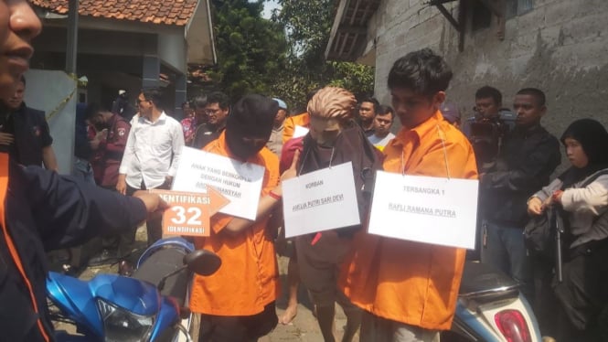 Rekonstruksi Kasus Pembunuhan Wanita Muda di Cisauk