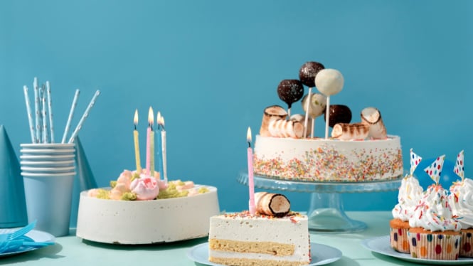 Ilustrasi kue ulang tahun (freepik.com)
