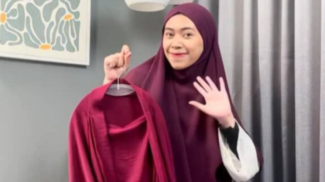 Kisah ibu rumah tangga Yuni, sukses bangun usaha fashion hijab