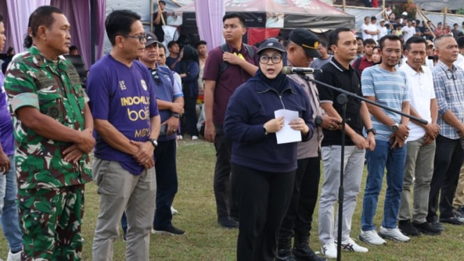 Wabup Intan Kick Off Final Turnamen Sepak Bola (tangerangkab.go.id)