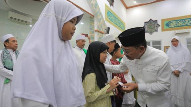 Wali Kota Tangerang hadiri santunan di Majelis Dzikir Sabilul Muttaqin