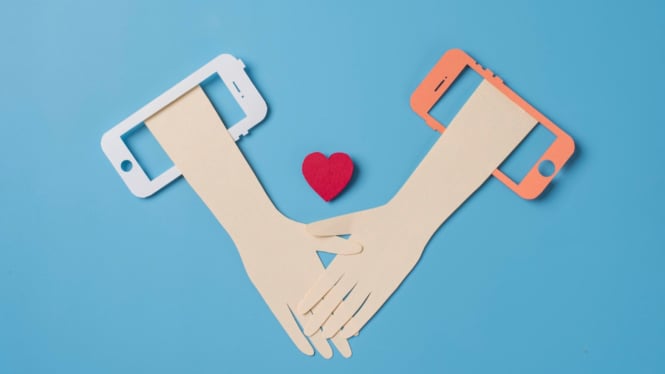 Ilustrasi long distance relationship (freepik.com)