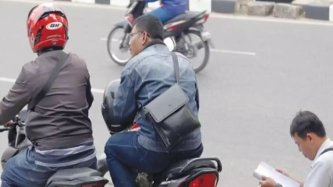 Ilustrasi debt collector atau mata elang