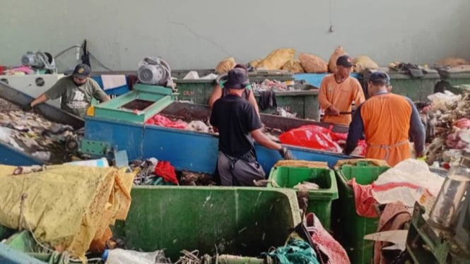 Refuse Derived Fuel (RDF) atau bahan bakar dari sampah