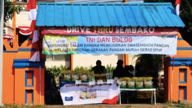 Bulog hadirkan layanan "drive-thru" untuk permudah distribusi beras