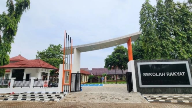 Sekolah Rakyat yang tuntas direnovasi oleh Nindya Karya. (ANTARA)