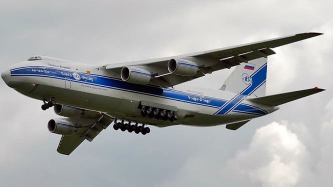 Antonov An-124