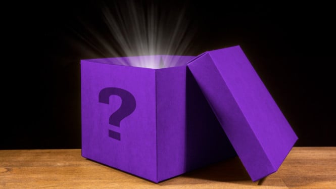 Ilustrasi mystery box