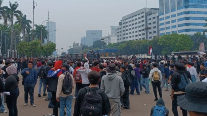 Aksi unjuk rasa di Gedung DPR/MPR Jakarta, Senin (25/8/2025)