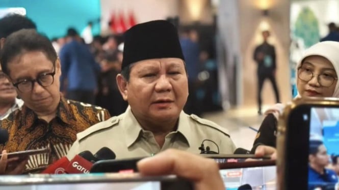 Presiden RI Prabowo Subianto saat menyampaikan keterangan