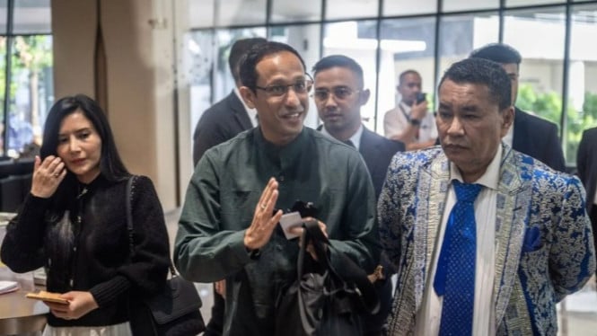 Nadiem Makarim didampingi Hotman Paris