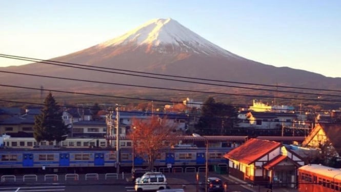 Pemandangan Gunung Fuji di daerah Fujikawaguchiko